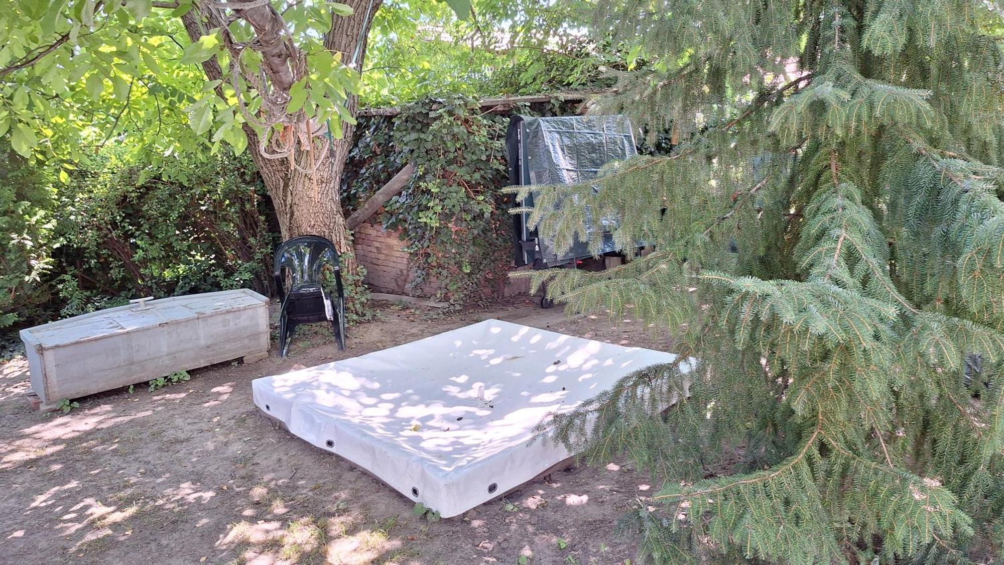 AdandKoppany Vendeghazアパートメント エクステリア 写真